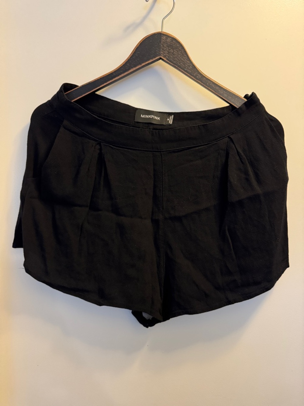 MINKPINK Black High-Waist Pleated Women's Shorts
